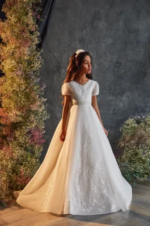 3231 Traditional White Flower Girl Dress