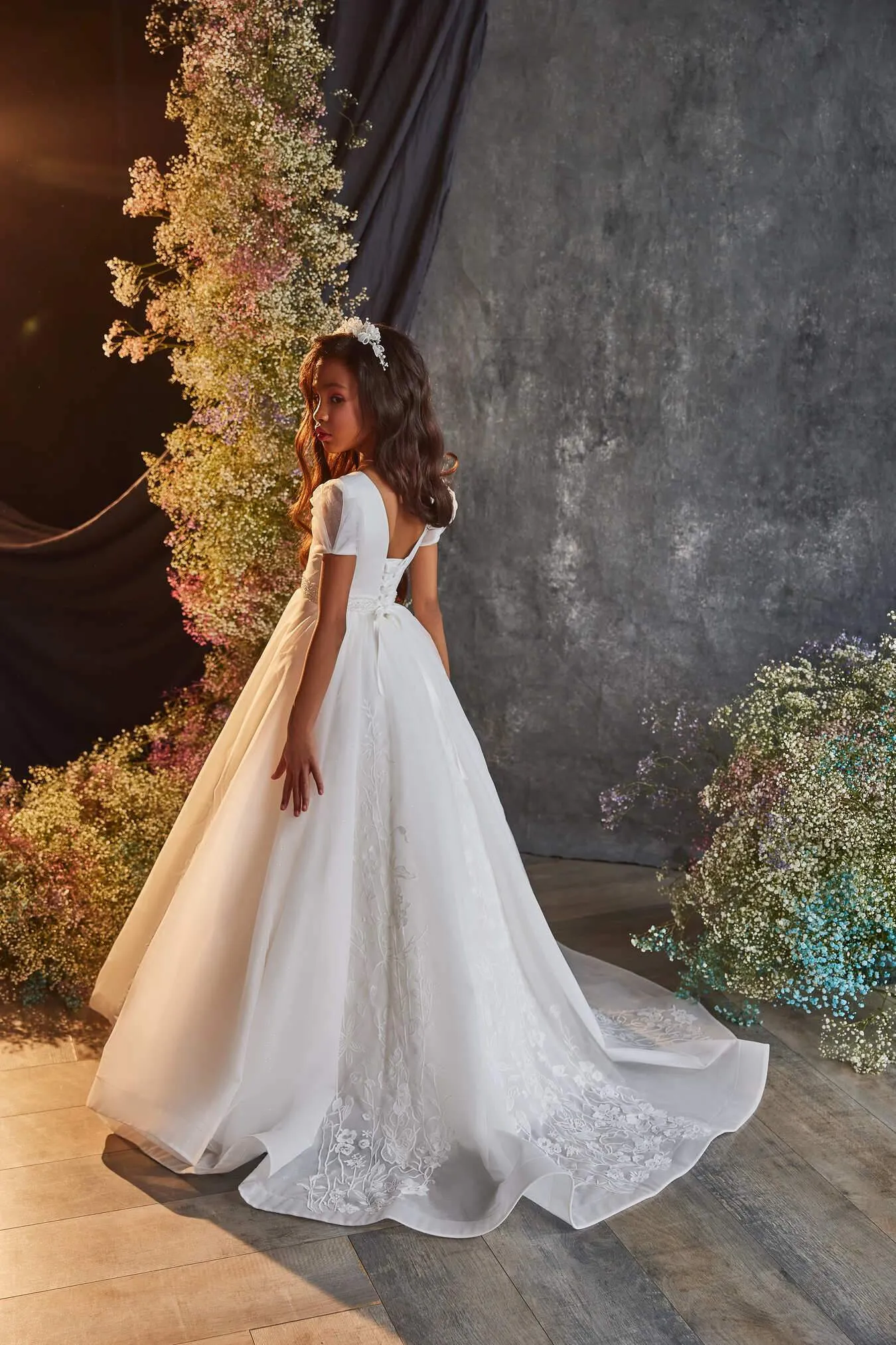 3231 Traditional White Flower Girl Dress