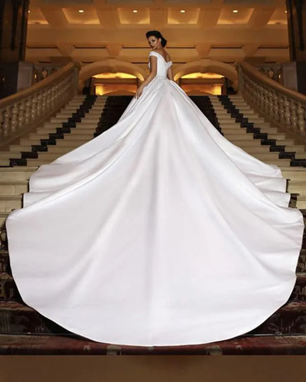 Elegant Satin Wedding Dress Ball Gowns 2019 Off The Shoulder Modest Lace Bridal Gown Cathedral Train