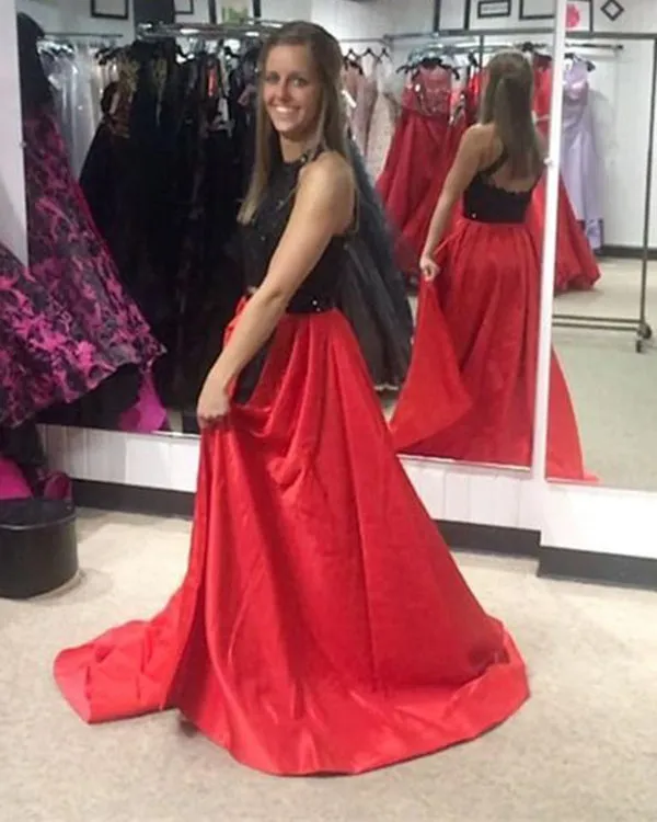 Fashion 2018 Two Piece Prom Dresses Black Lace Red Satin Long Prom Gowns with Split Side