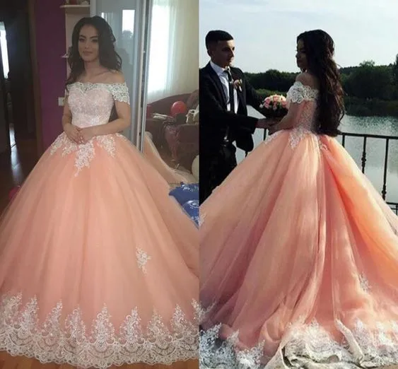 Fashion Quinceanera Dresses Off The Shoulder Coral Tulle White Lace Ball Gowns Sweet 16 Dress