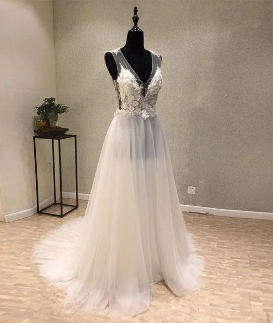 Goregous V-Neck A Line Brush Train Tulle Wedding Dress With Appliques