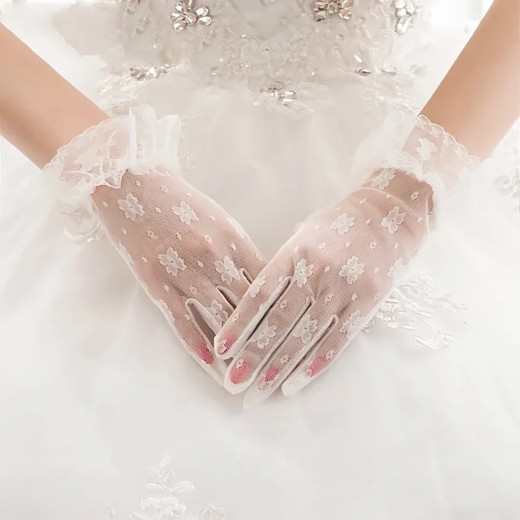 Ivory lace gloves, lace gloves, Wedding gloves, bridal gloves, short gloves, lace bridal gloves, TYP0551