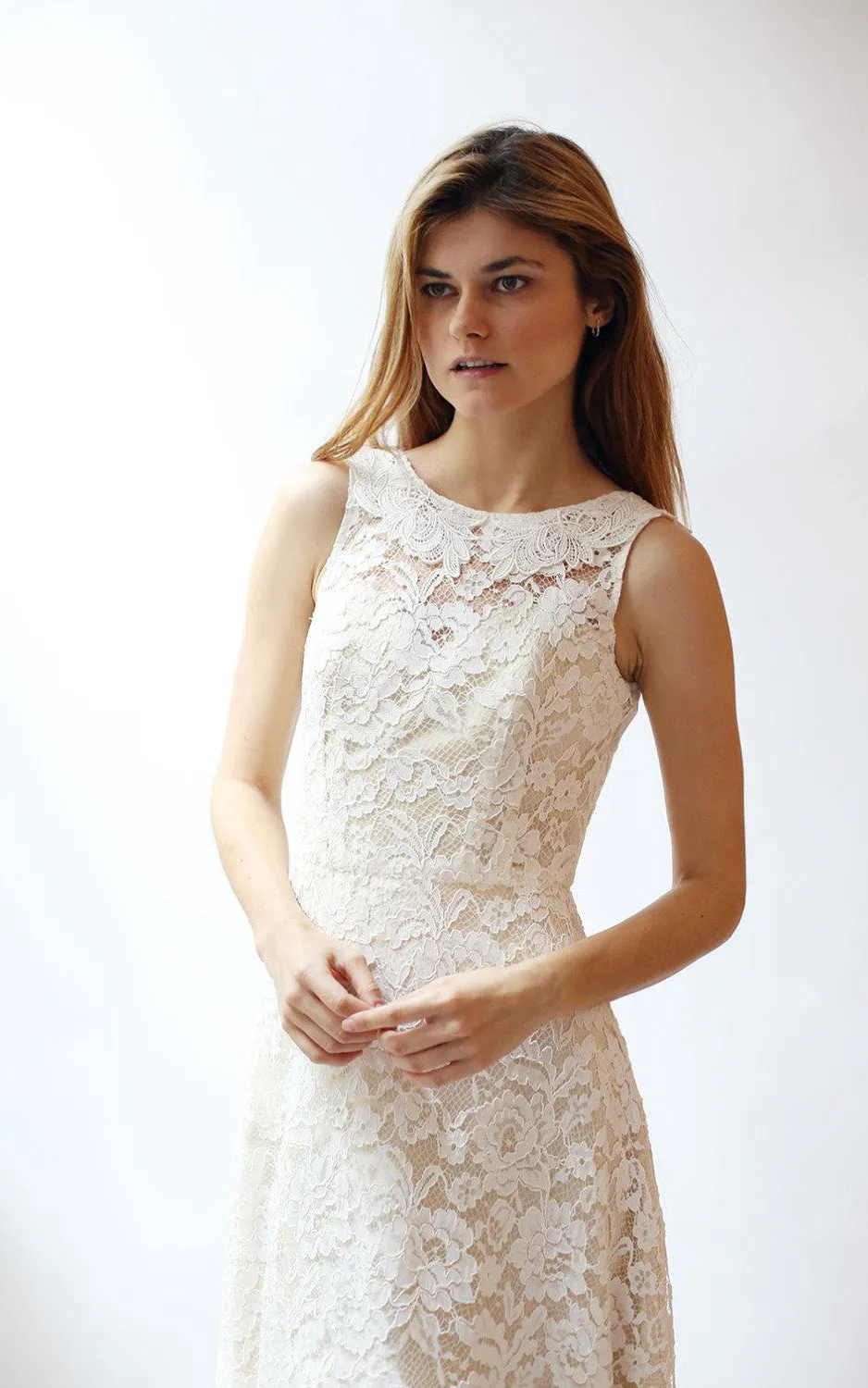 Jewel Neck A-Line Sleeveless Lace Dress With Low-V Back - ET_711289