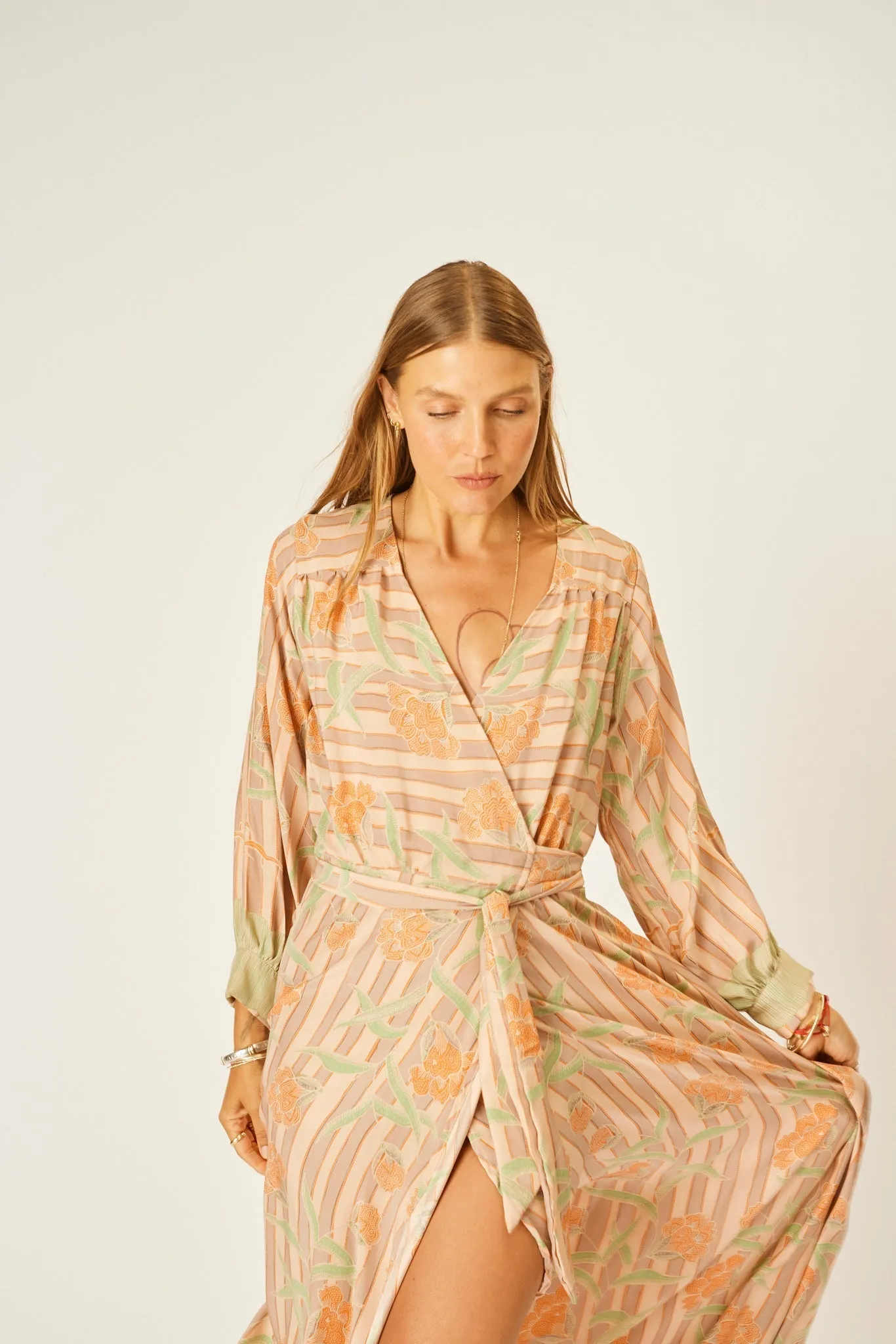 KATE LONG SLEEVE MAXI