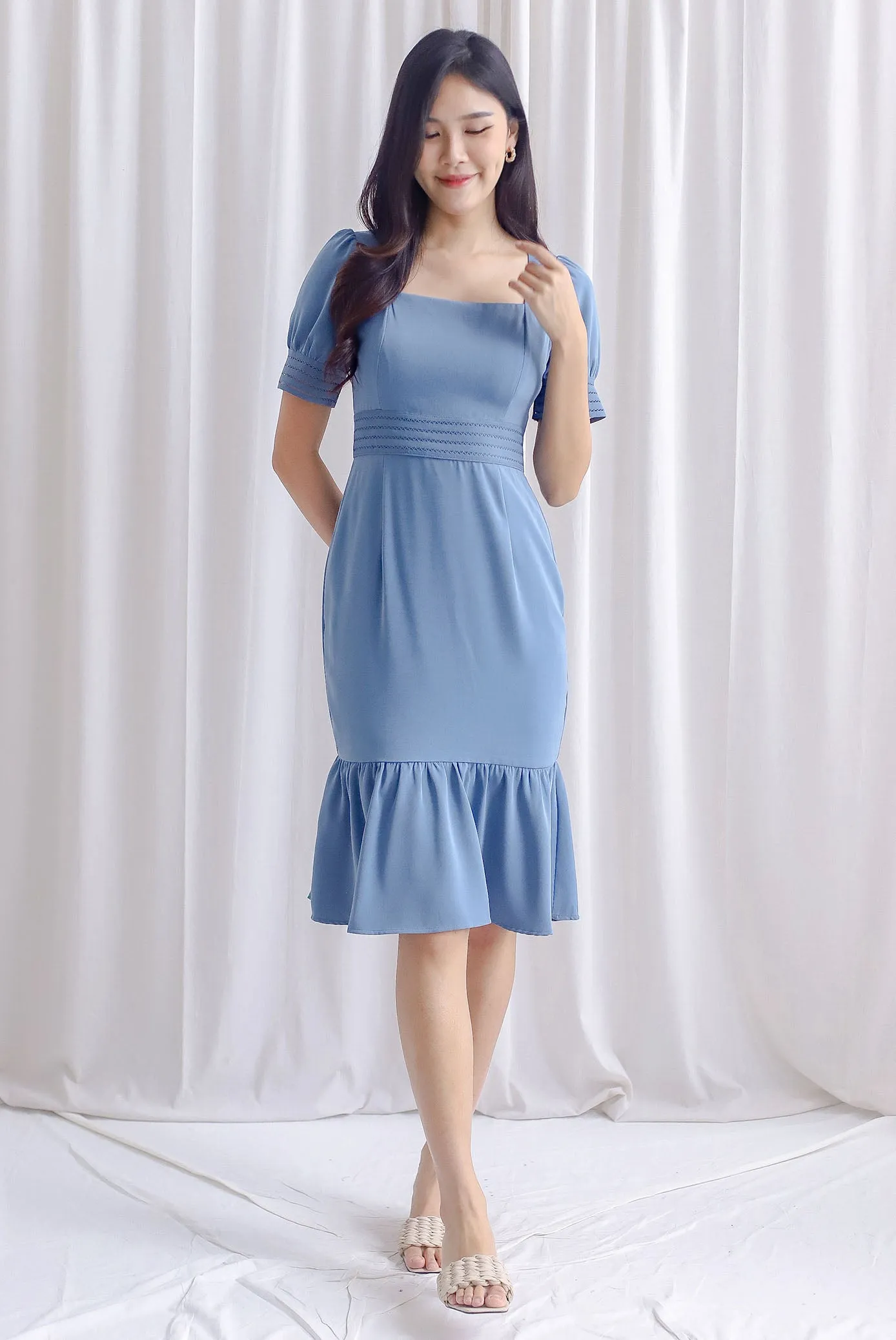 Katrine Puffy Sleeve Mermaid Dress In Steel Blue