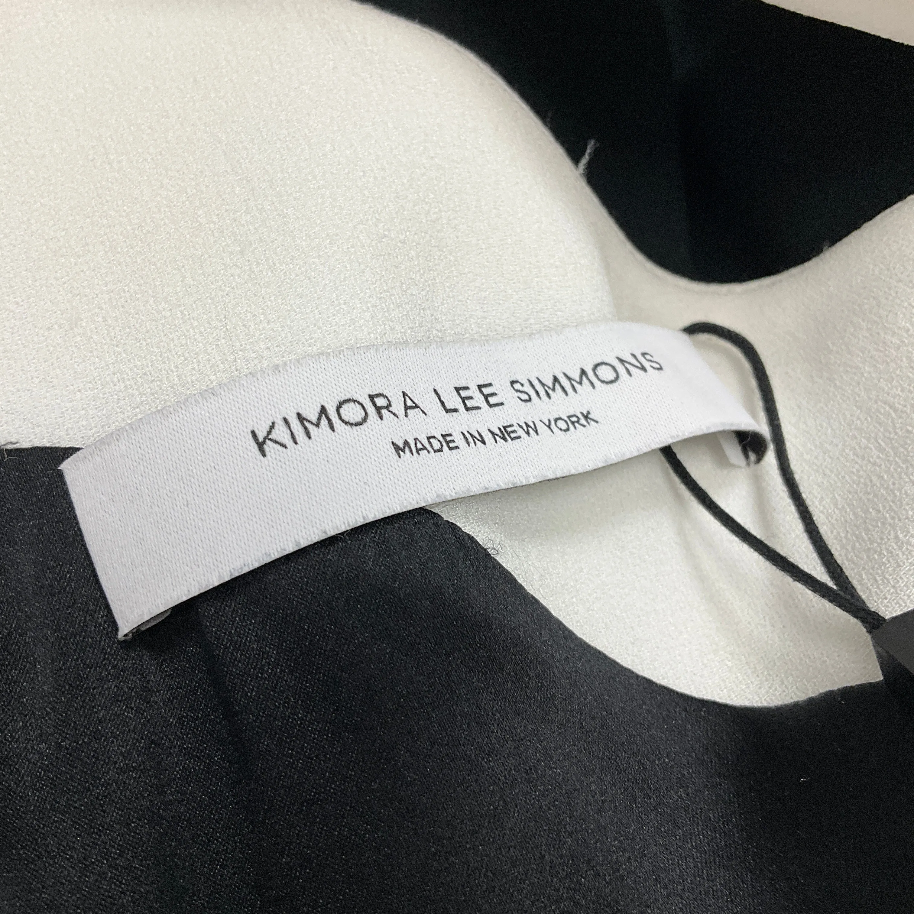 Kimora Lee Simmons Black / White Embellished Maria Gown / Formal Dress