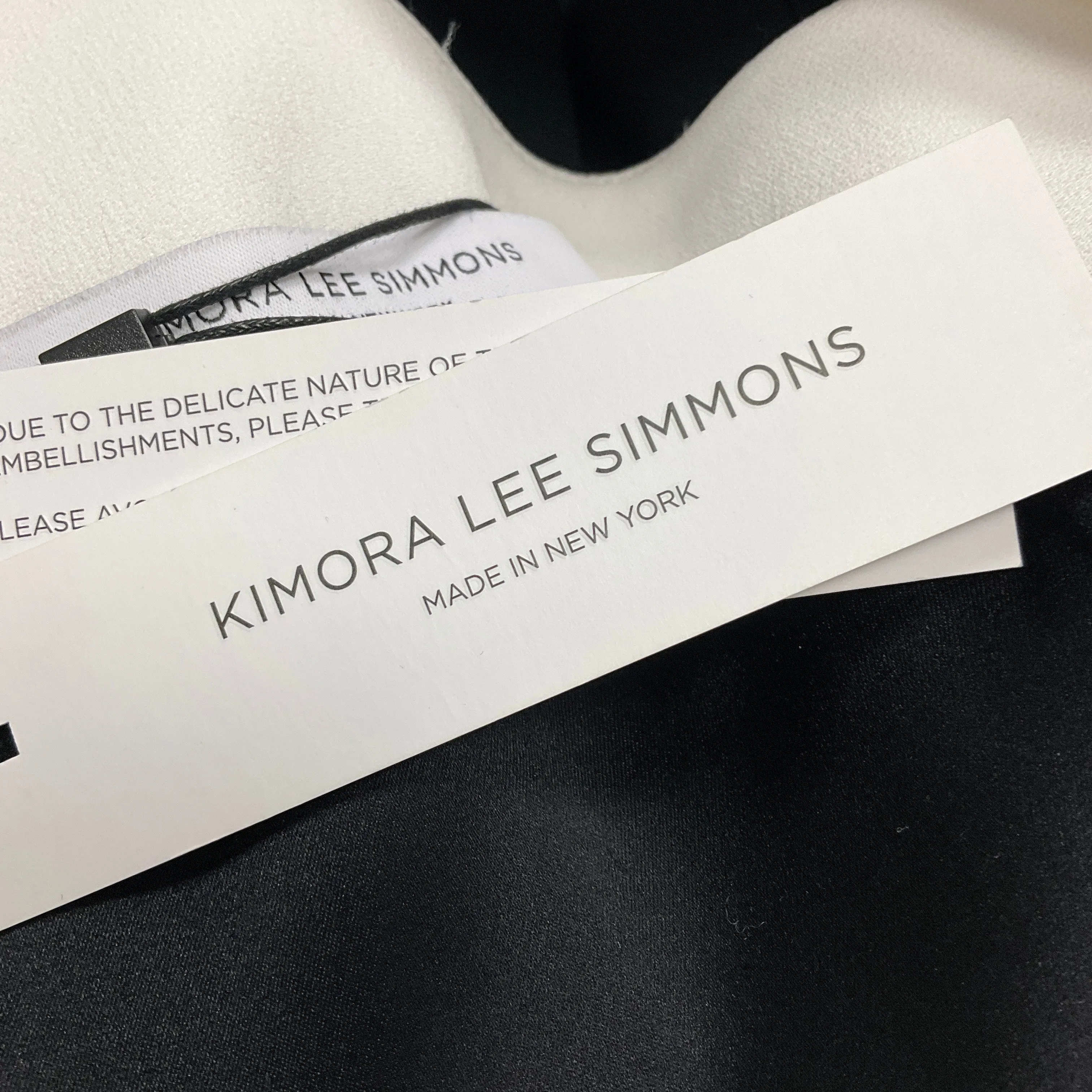Kimora Lee Simmons Black / White Embellished Maria Gown / Formal Dress
