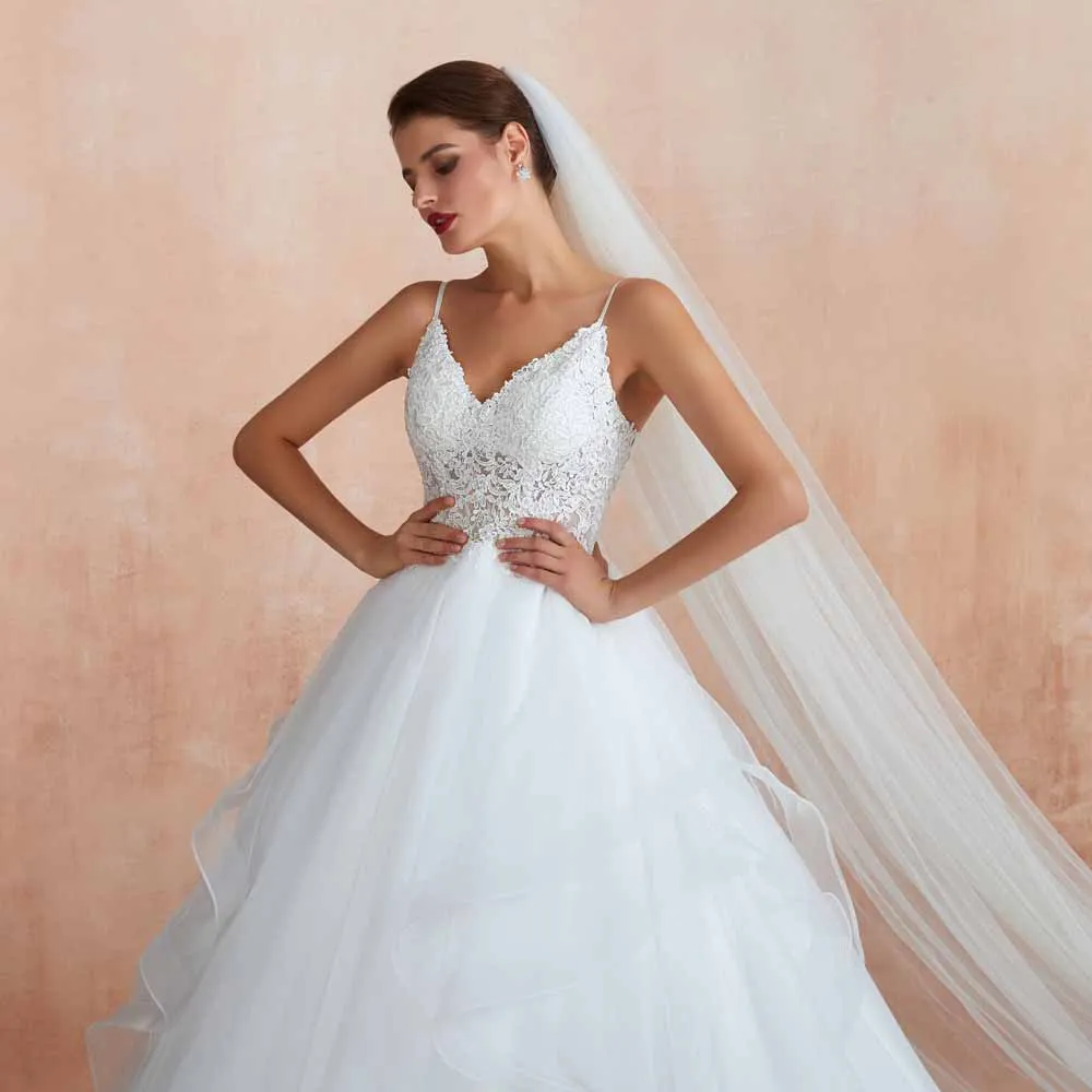 Lace Ball Gown Wedding Dress with Ruffle Skirt EN3414