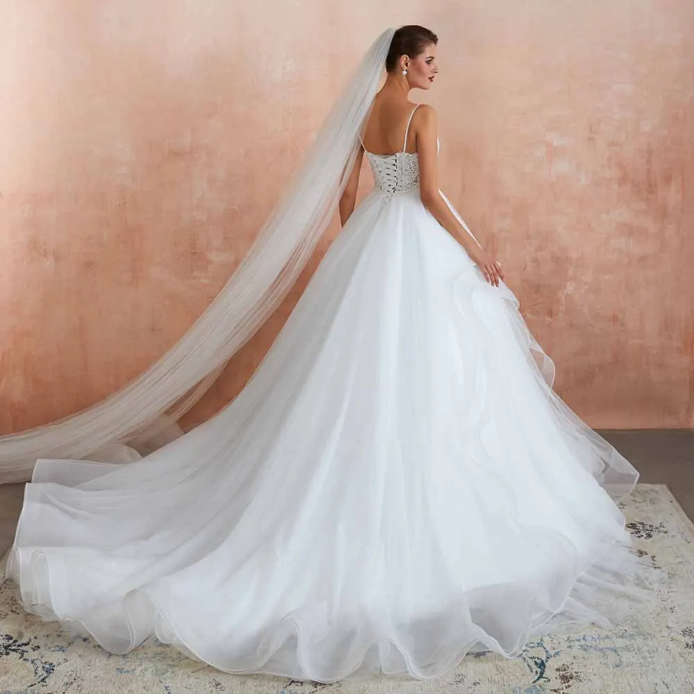 Lace Ball Gown Wedding Dress with Ruffle Skirt EN3414