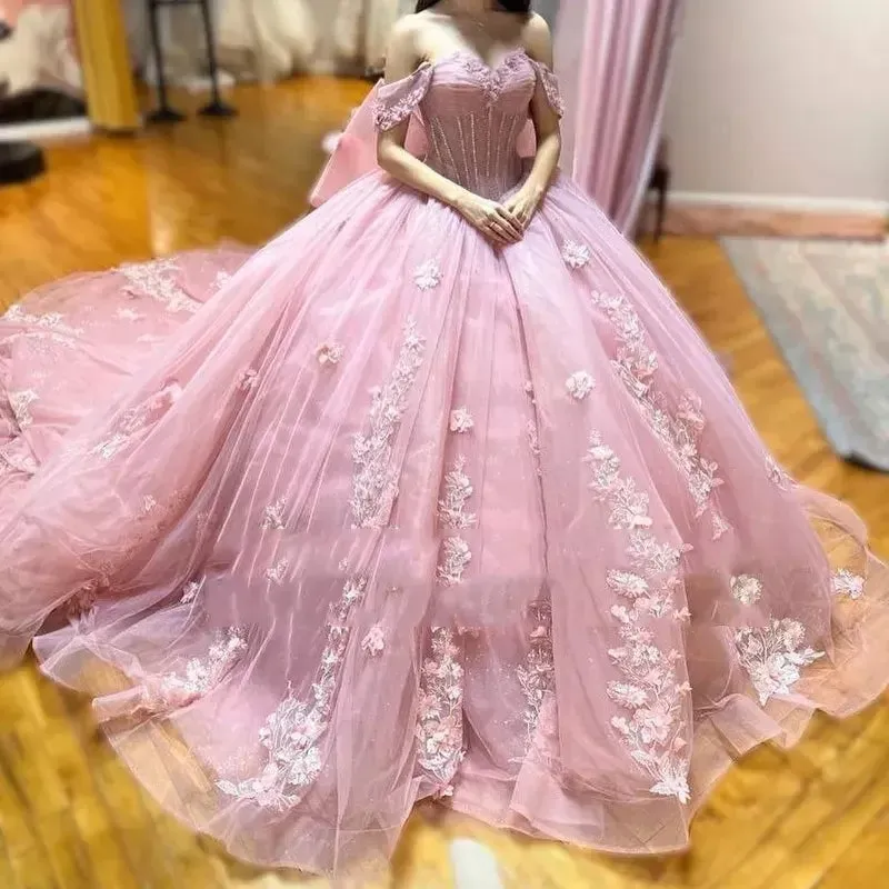 Lace Up Back Tulle Pink Quinceanera Dress with Lace Appliques