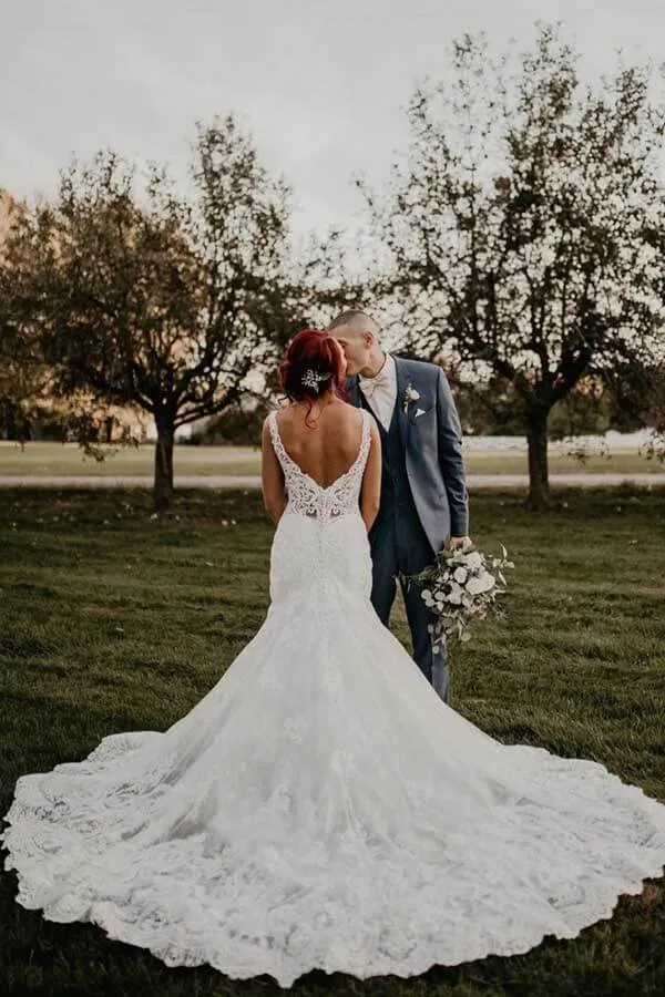 Mermaid V-neck Lace Beaded Wedding Dresses With Train, Bridal Gown, MW802