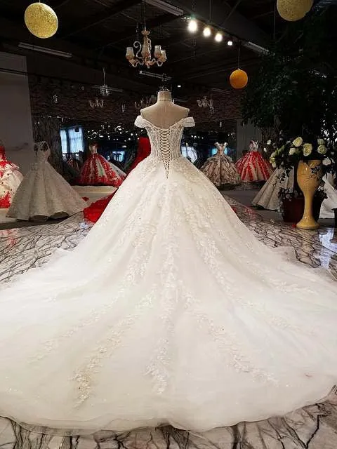 Off shoulder sweetheart  lace up wedding dress