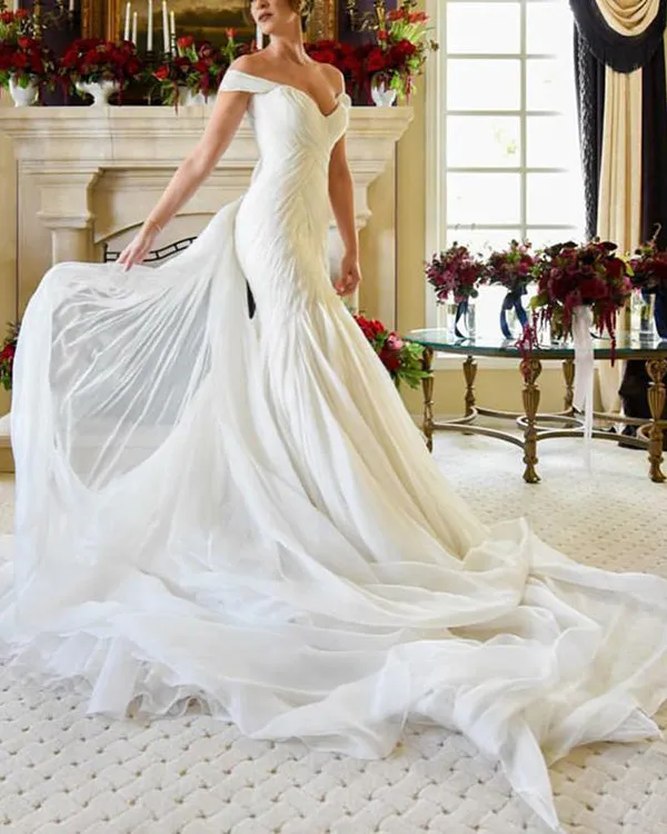 Off The Shoulder Tulle Mermaid Wedding Dresses Flare V-Neck Simple Wedding Gown for Brides