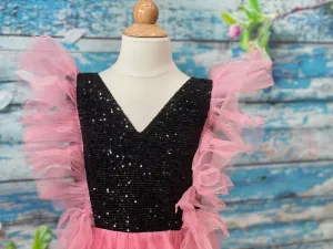 Partywear dress,teens dress,kids lehenga kurta,indian partywear,fusion style dresses,designer partywear dresses,fashionable