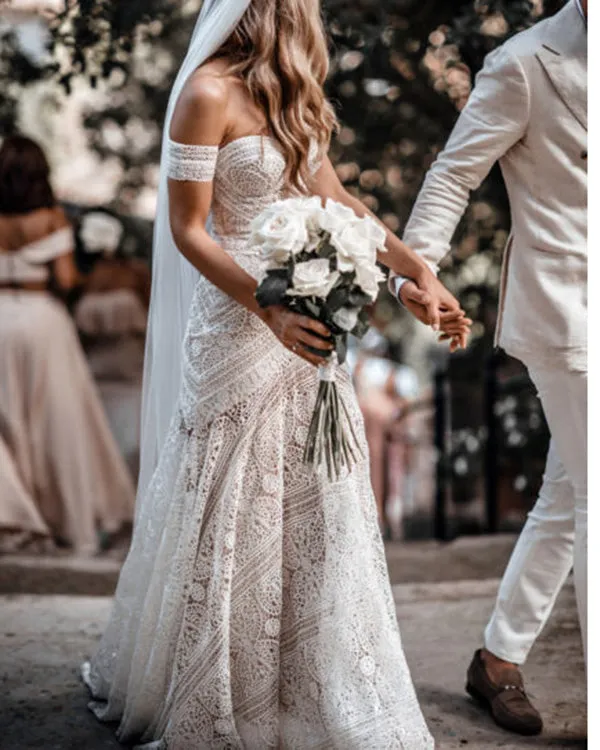 Popular Bohemian Lace Wedding Dresses with Cap Sleeve Fitted Mermaid Wedding Gowns New Fashion