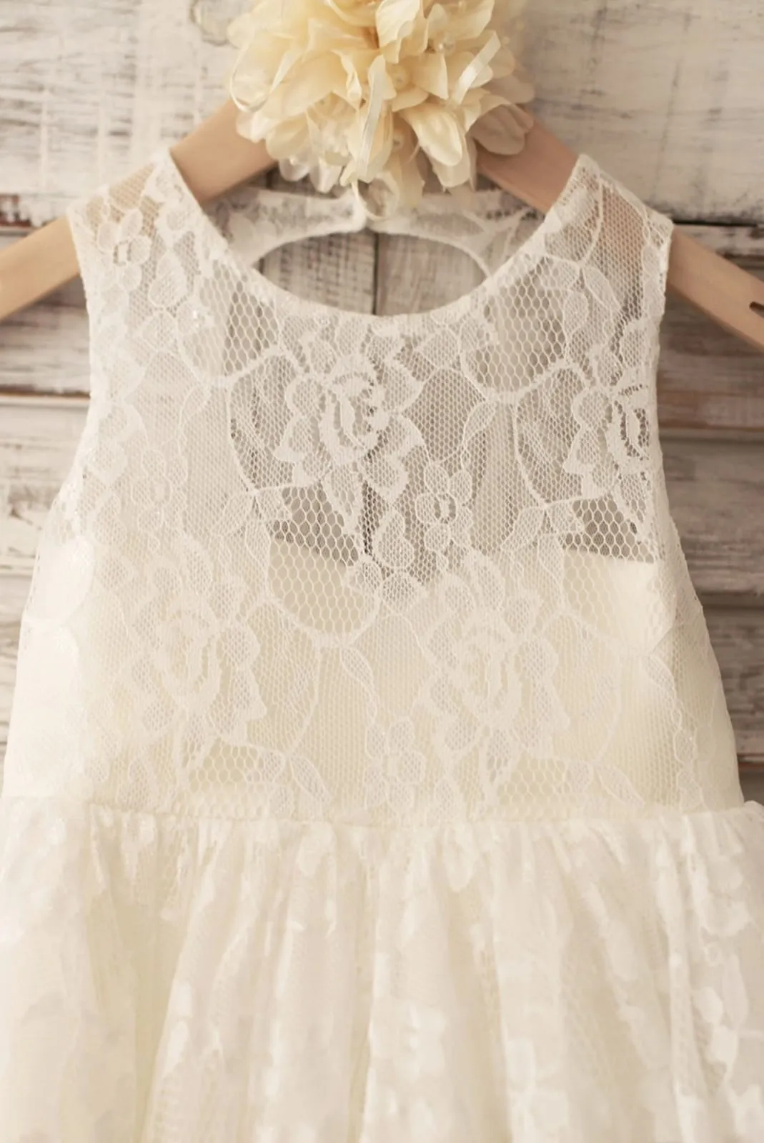 Princess Ivory Lace Keyhole Back Floor Length Wedding Flower Girl Dress