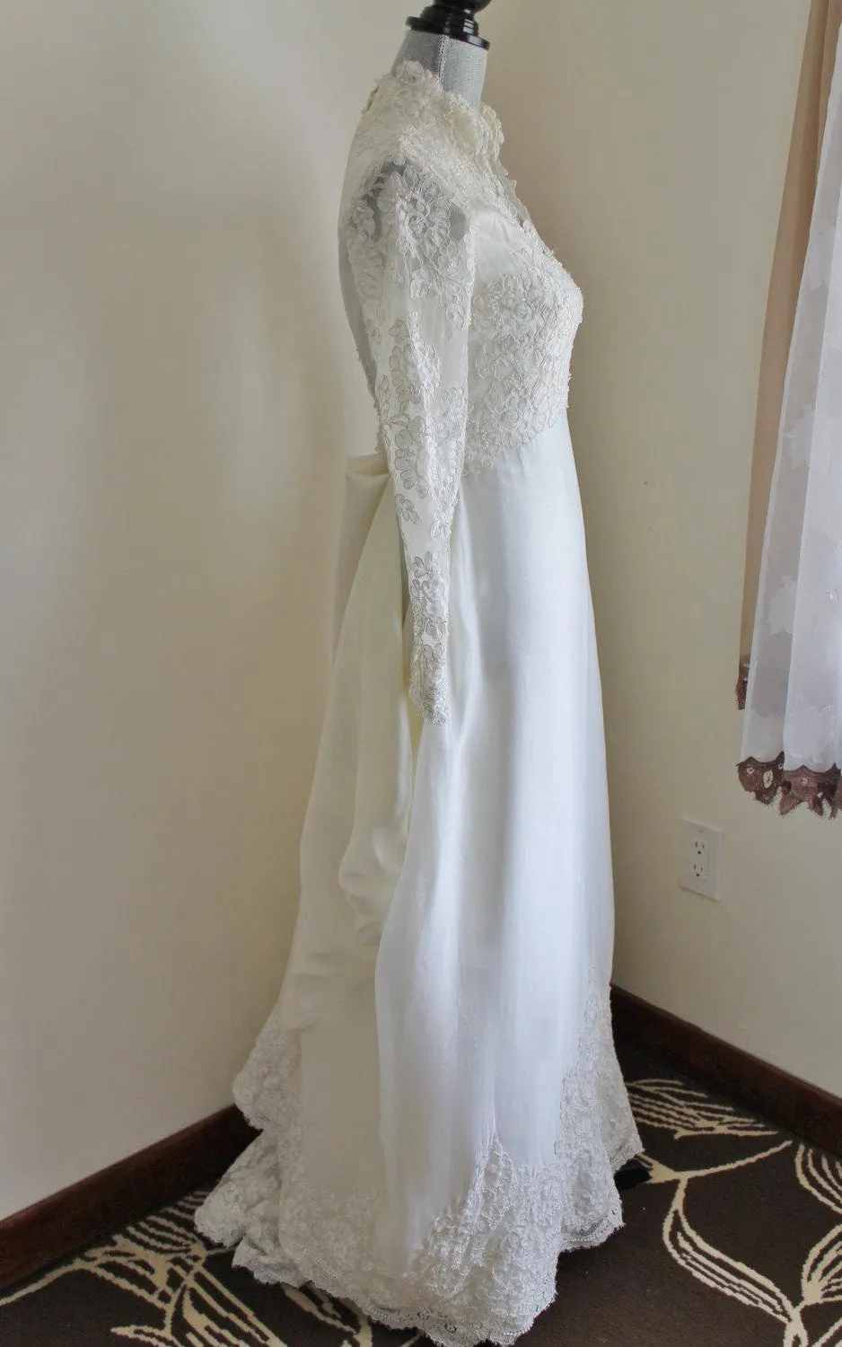 Queen Anne Neck Long Sleeve A-Line Satin Wedding Dress With Lace Hem-ET_711382