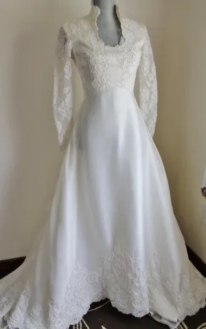 Queen Anne Neck Long Sleeve A-Line Satin Wedding Dress With Lace Hem-ET_711382