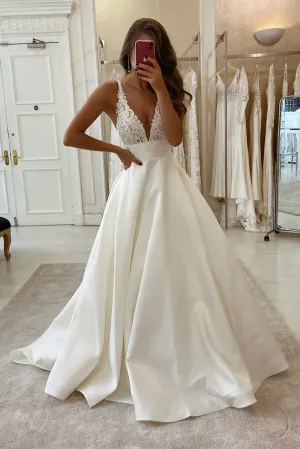 Roycebridal Cheap V-neck Lace Wedding Dresses Online, Cheap Unique Bridal Dresses,MW495