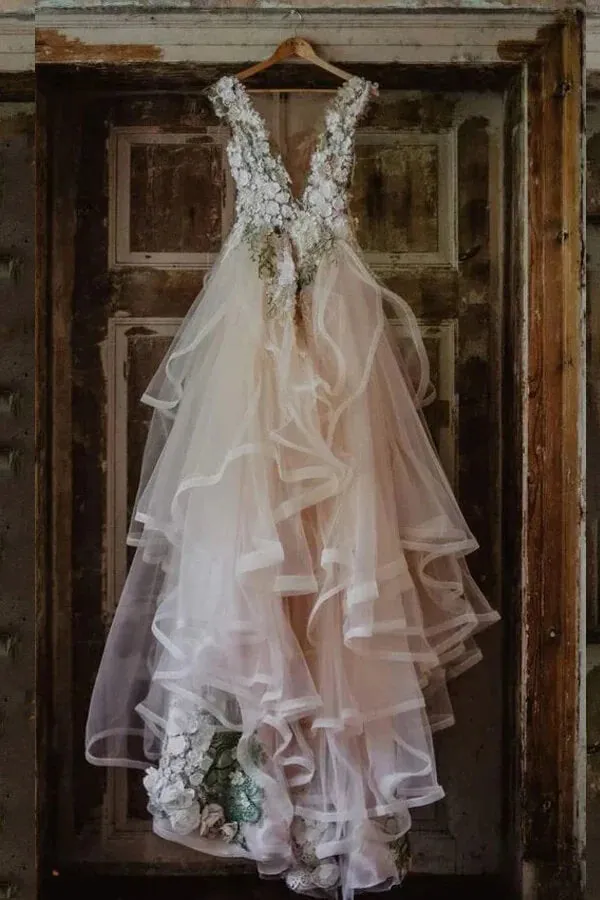 Roycebridal Elegant Tulle A-line V-neck Floral Lace Wedding Dresses, Bridal Gown, MW1009