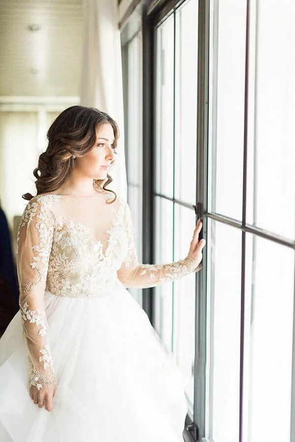 Roycebridal Stunning Plus Size Long Sleeves Wedding Dress with Lace Appliques, MW534
