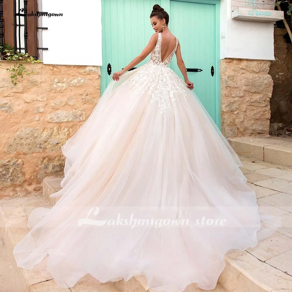 Roycebridal V-Neck A Line Lace Wedding Dresses Applique Beading