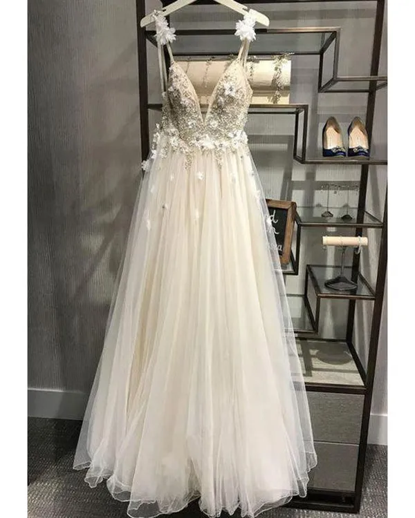 Sexy Beach Tulle Wedding Dresses Beaded A Line Spaghetti Straps Backless Bohemian Wedding Gown
