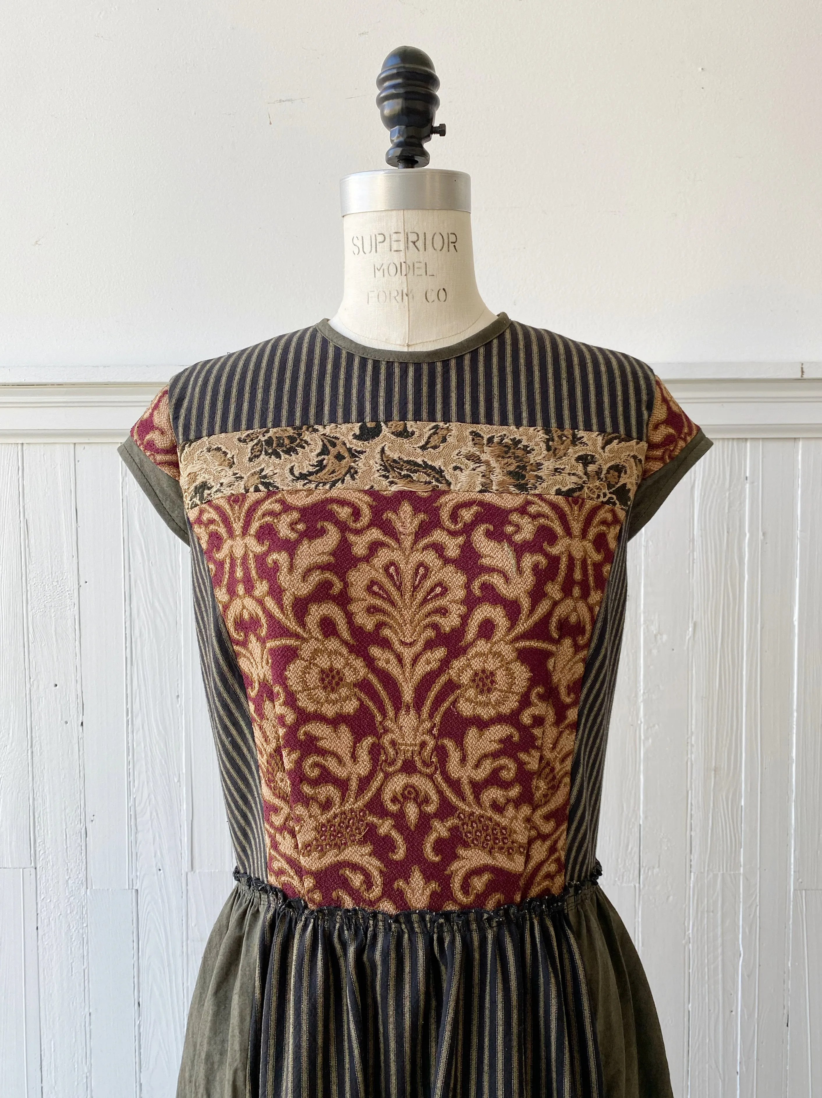 taylor's king lillian dress #1