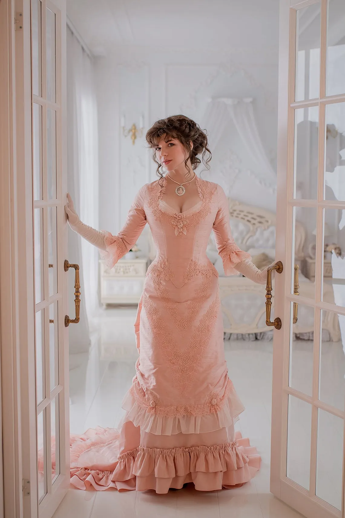 Vintage Victorian tusser silk pink lacy costume
