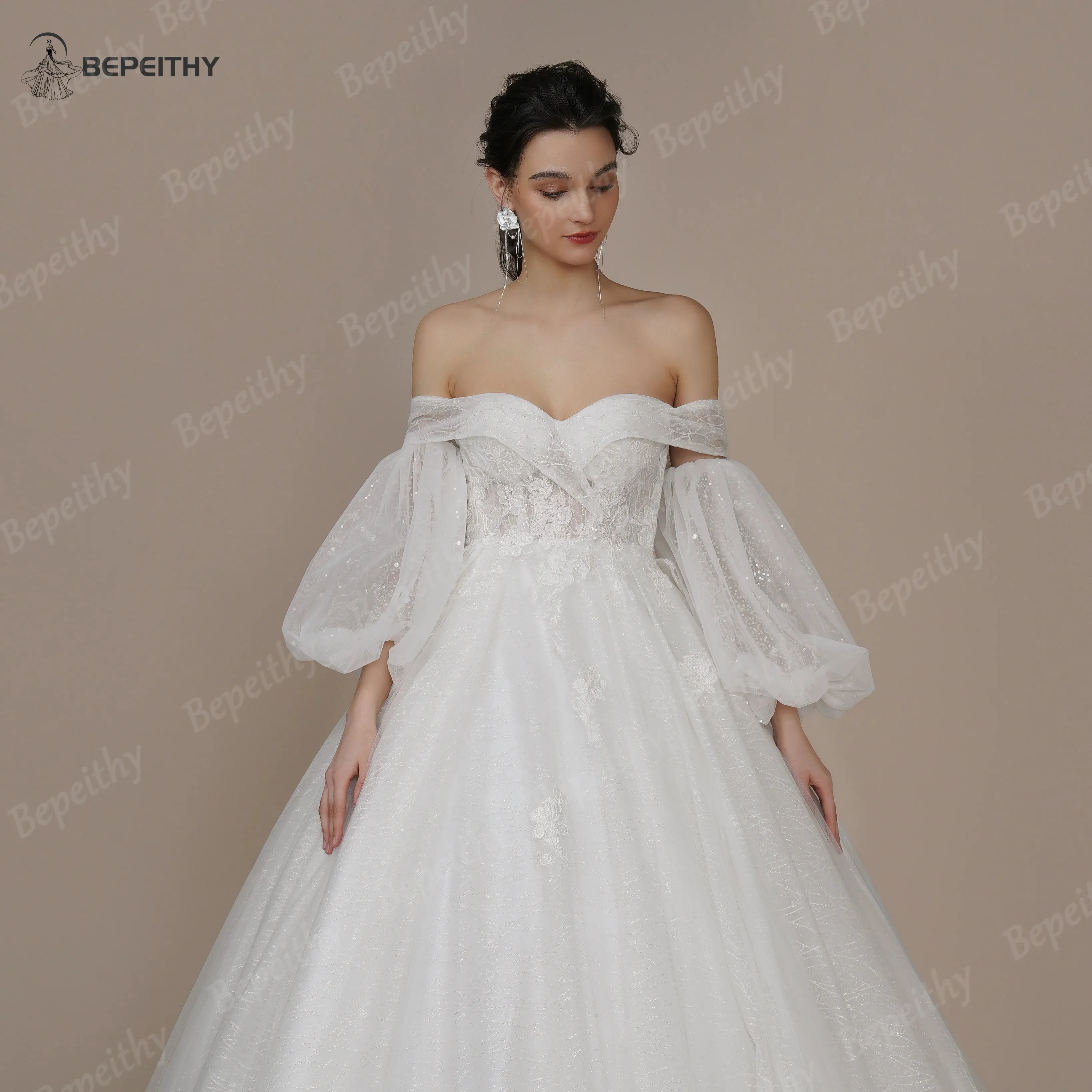 Wedding Guest Dresses: Princess Vintage Ivory Wedding Dress For Women Strapless